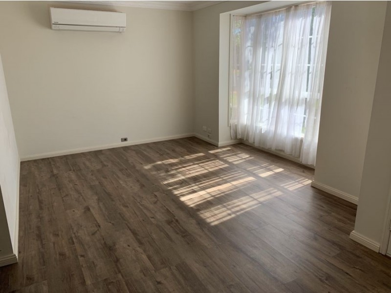 4 Jillak Close, Glenmore Park NSW 2745