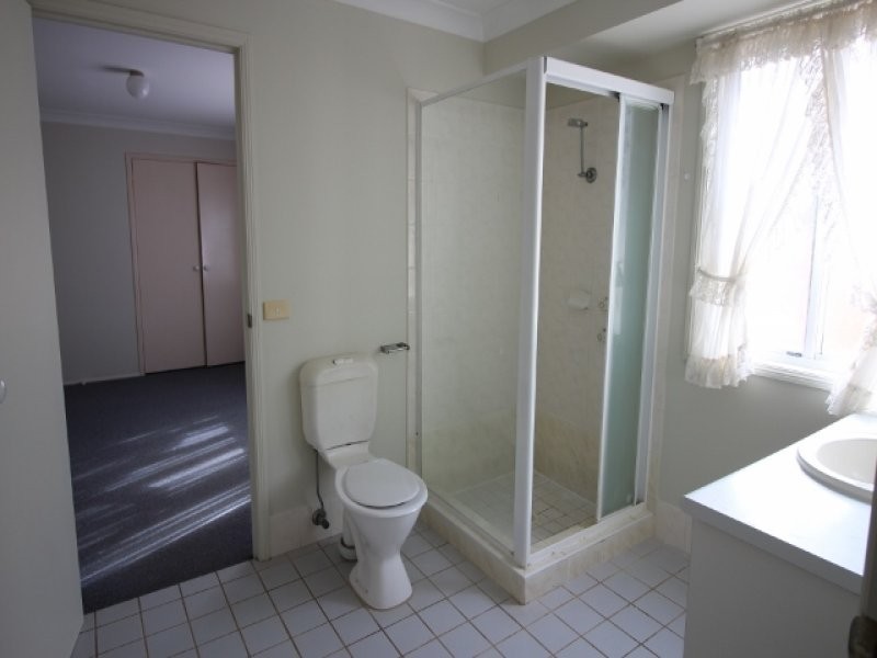 4 Jillak Close, Glenmore Park NSW 2745