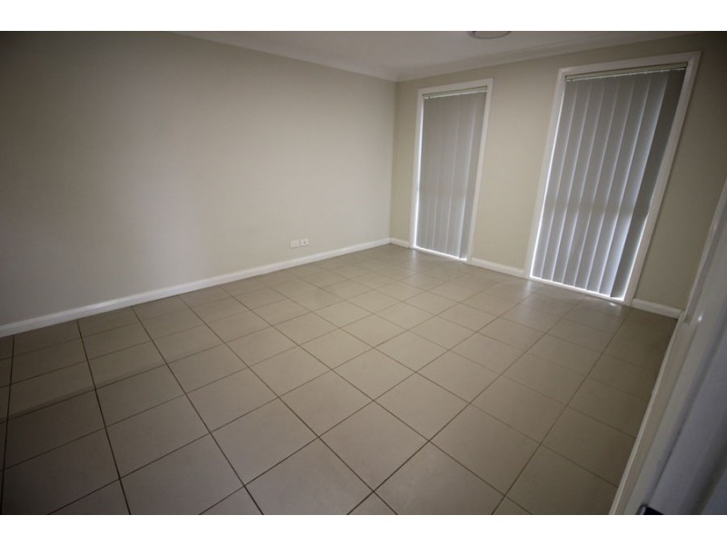 27A Cnr Deborah Crescent & Michelle Road, Cambridge Park NSW 2747