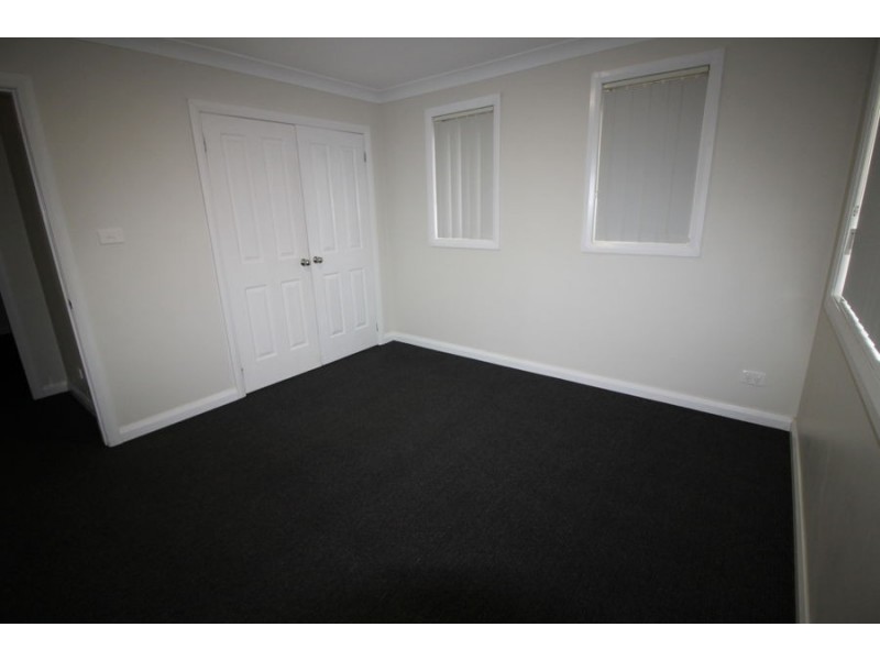 27A Cnr Deborah Crescent & Michelle Road, Cambridge Park NSW 2747