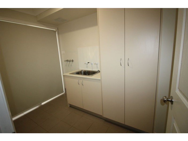 27A Cnr Deborah Crescent & Michelle Road, Cambridge Park NSW 2747