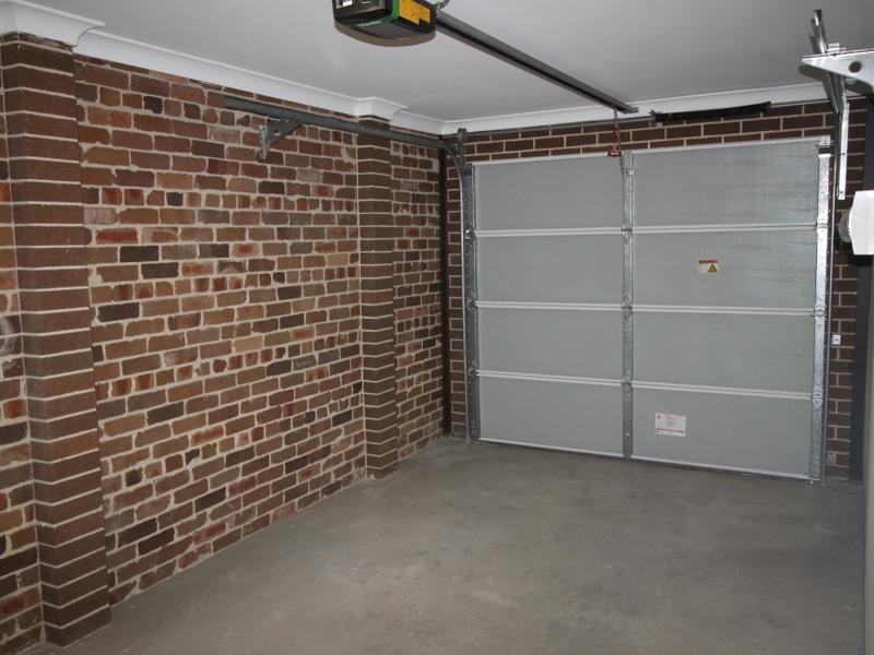 27A Cnr Deborah Crescent & Michelle Road, Cambridge Park NSW 2747