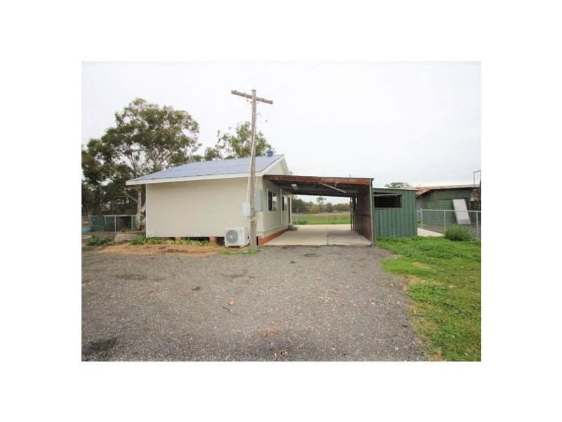 7 Fourth Rd (AKA 174A Llandilo Rd), Berkshire Park NSW 2765