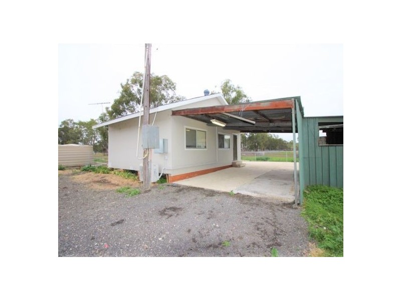 7 Fourth Rd (AKA 174A Llandilo Rd), Berkshire Park NSW 2765