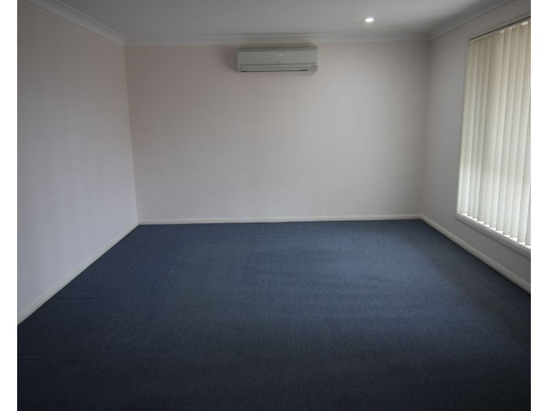 3 Stilt Avenue, Cranebrook NSW 2749