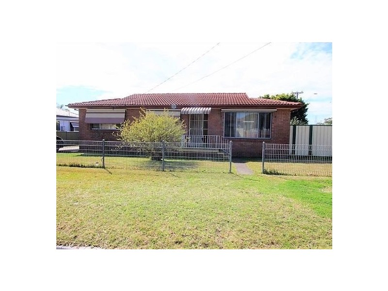 39 Debrincat Avenue, St Marys NSW 2760