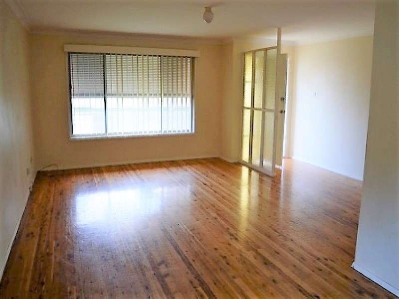 39 Debrincat Avenue, St Marys NSW 2760