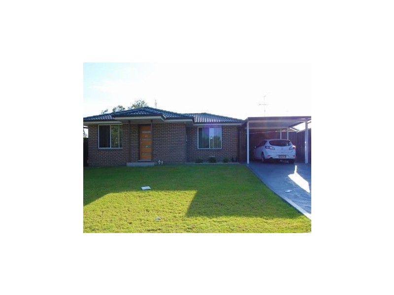 21A Heron Crescent, St Clair NSW 2759