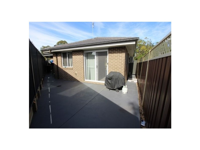 21A Heron Crescent, St Clair NSW 2759