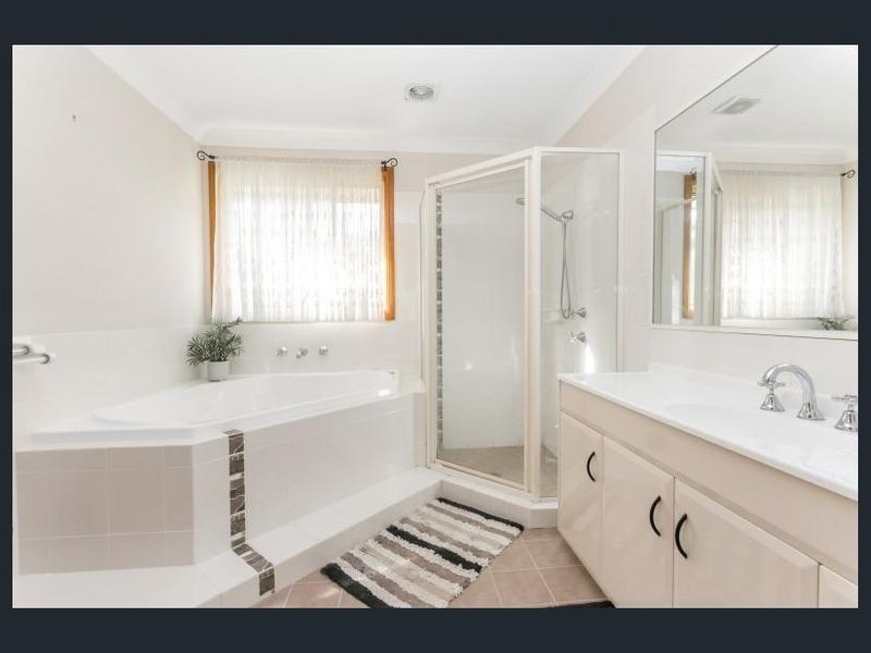 122 Sheredan Road, Castlereagh NSW 2749