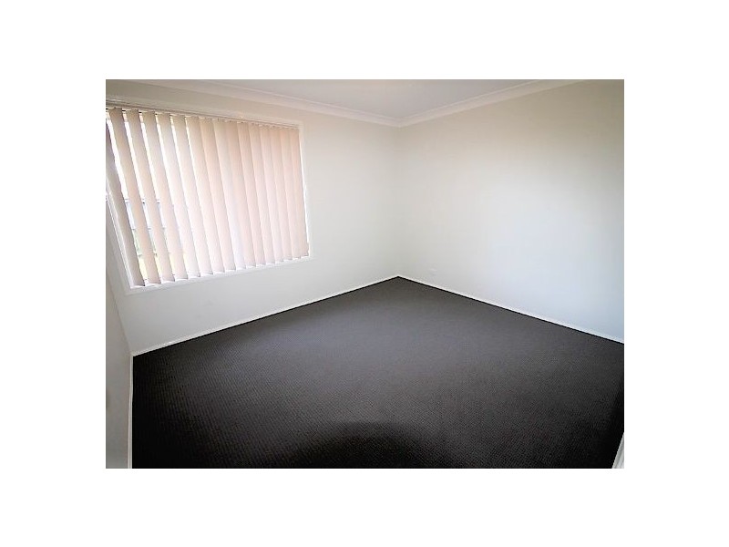 32 Friarbird Crescent, Glenmore Park NSW 2745