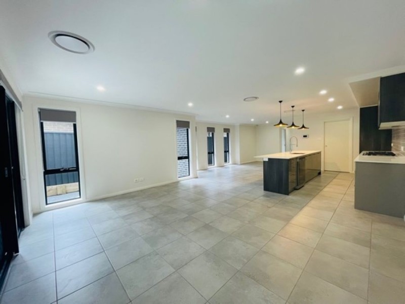 5A Assisi Close, Cranebrook NSW 2749