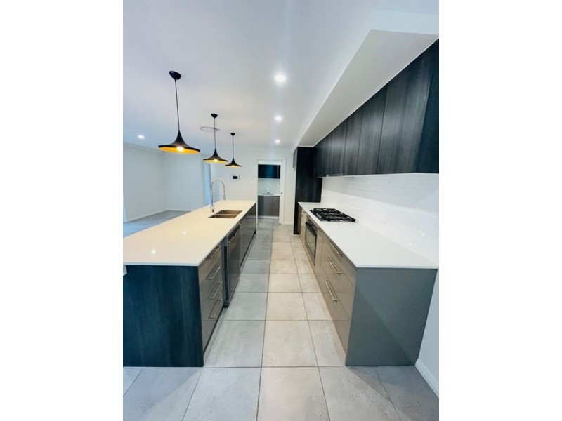 5A Assisi Close, Cranebrook NSW 2749