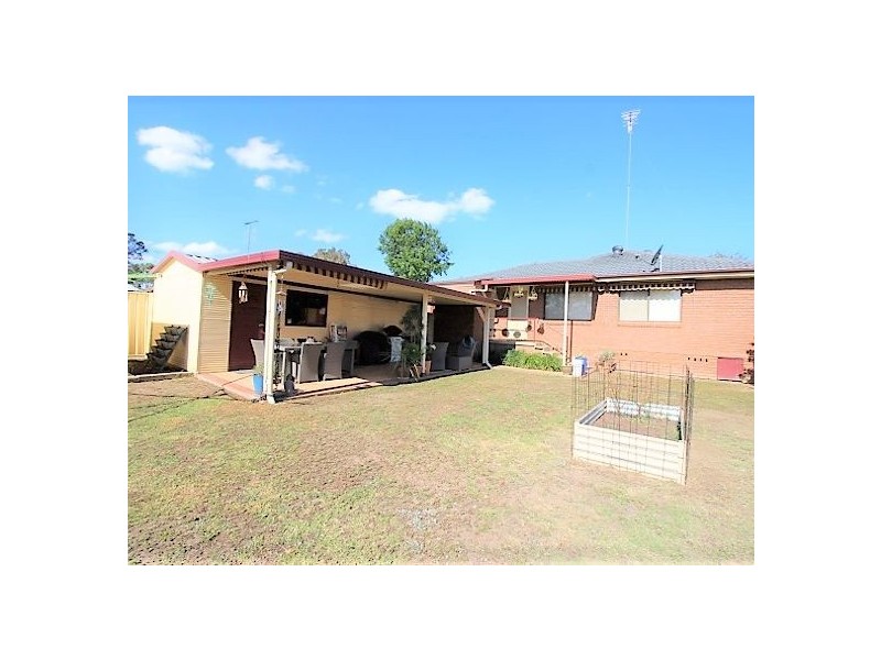 27 Jason Avenue, South Penrith NSW 2750