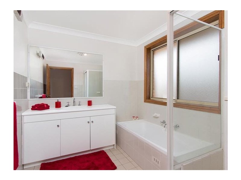 2/3 Santley Crescent, Kingswood NSW 2747