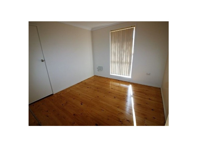 1 Farmview Drive, Cranebrook NSW 2749