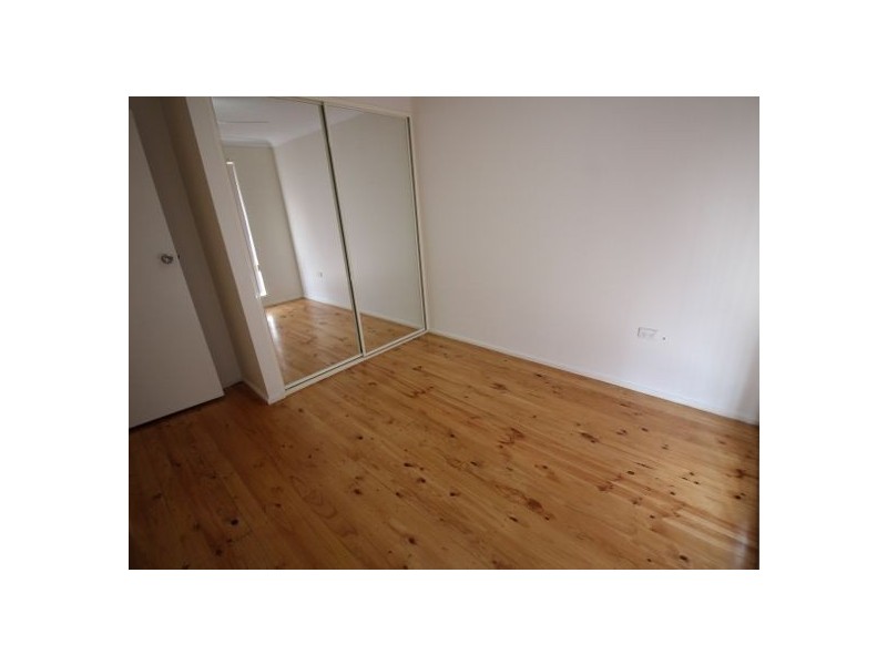 1 Farmview Drive, Cranebrook NSW 2749