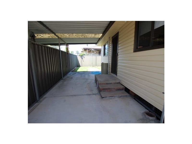 62 College Street, Cambridge Park NSW 2747