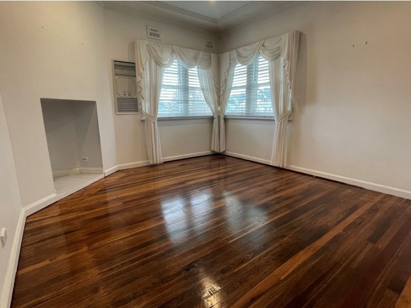 24 West Pde, Riverstone NSW 2765