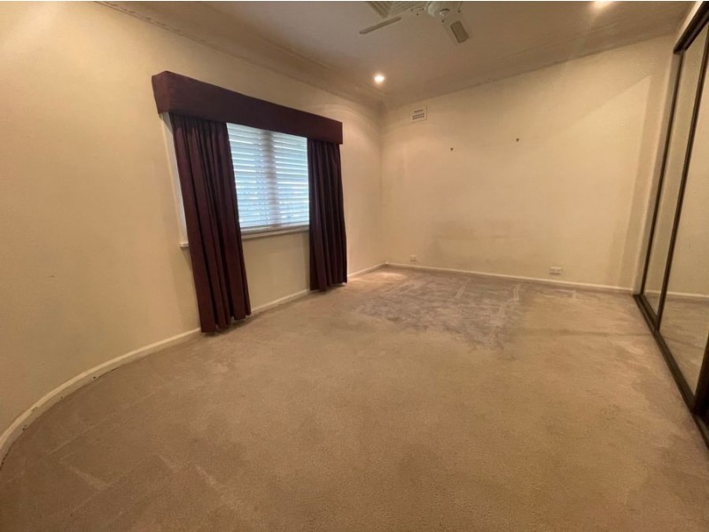 24 West Pde, Riverstone NSW 2765