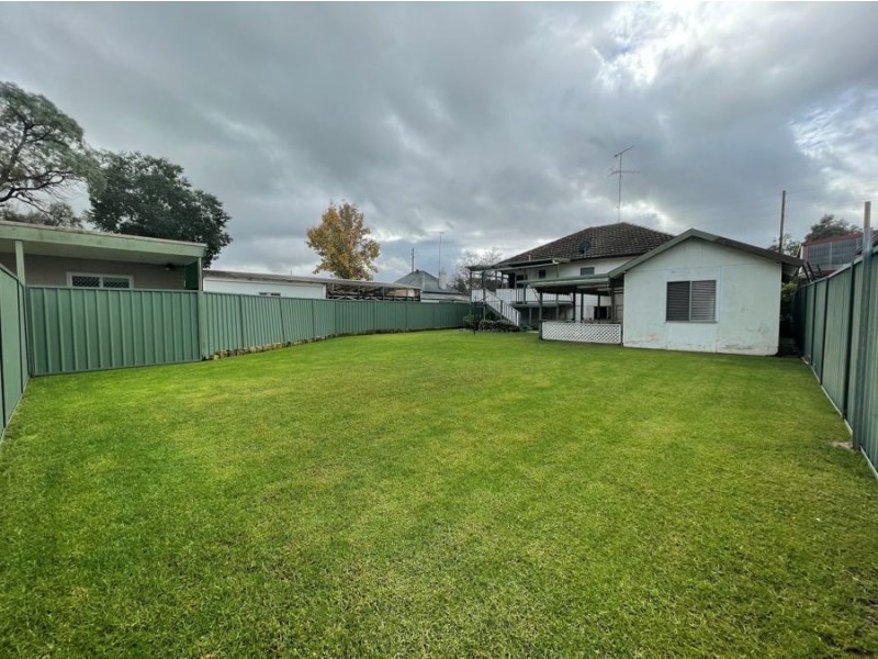 24 West Pde, Riverstone NSW 2765