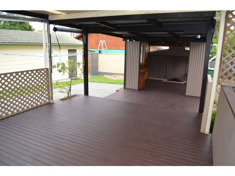 70 Pinehurst Way, Blue Haven NSW 2262