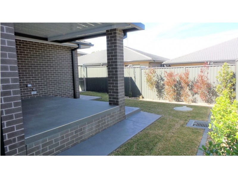 4/64 Walker Street, Quakers Hill NSW 2763