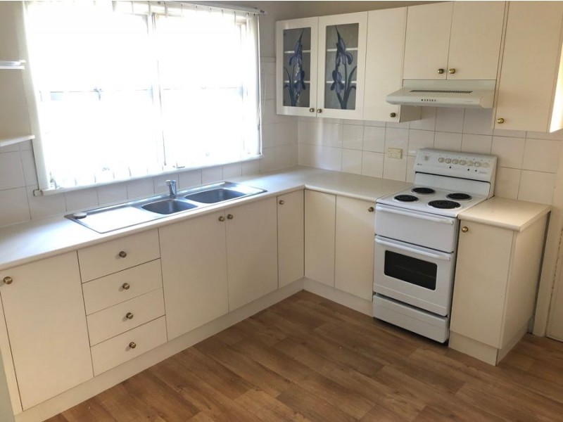 9 Barry Street, Cambridge Park NSW 2747