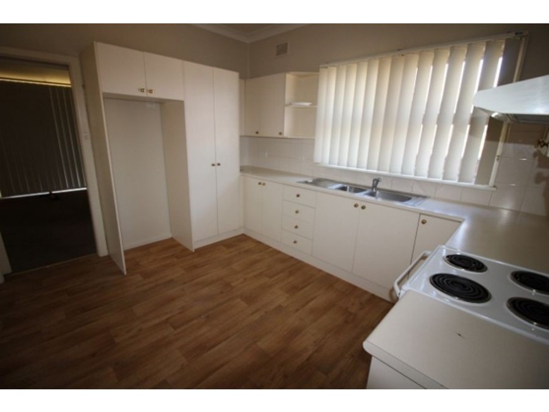 9 Barry Street, Cambridge Park NSW 2747