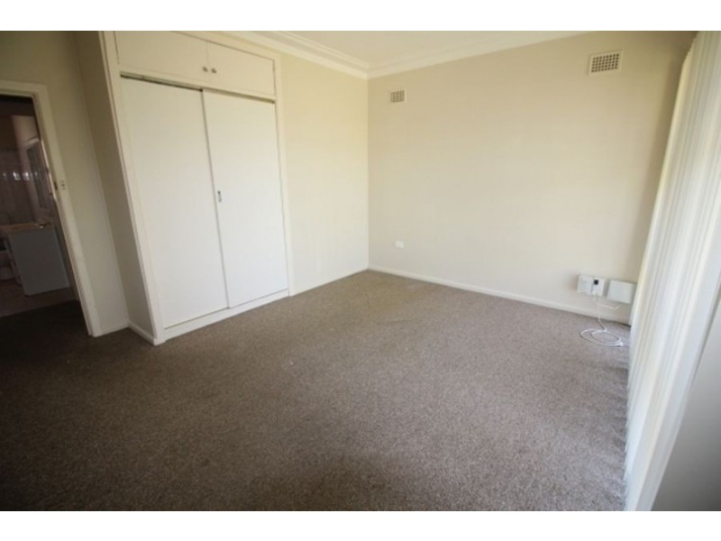 9 Barry Street, Cambridge Park NSW 2747