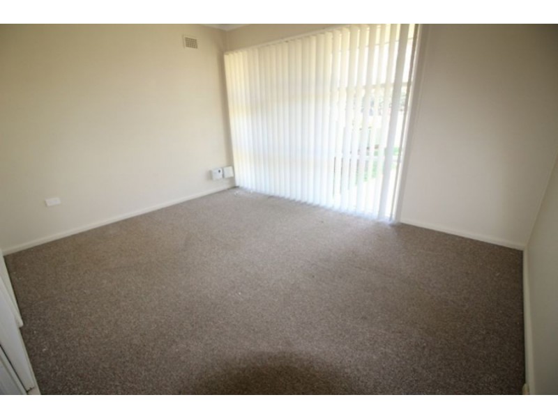 9 Barry Street, Cambridge Park NSW 2747