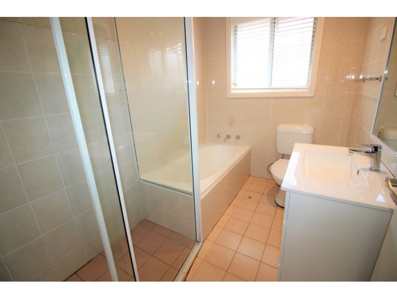 5 Waldron Place, Cambridge Park NSW 2747