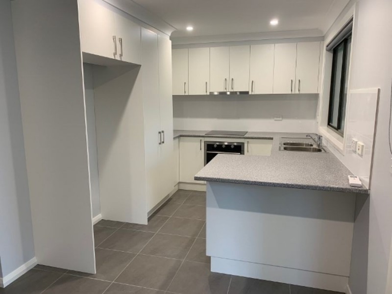 5a Seventh Ave, Llandilo NSW 2747