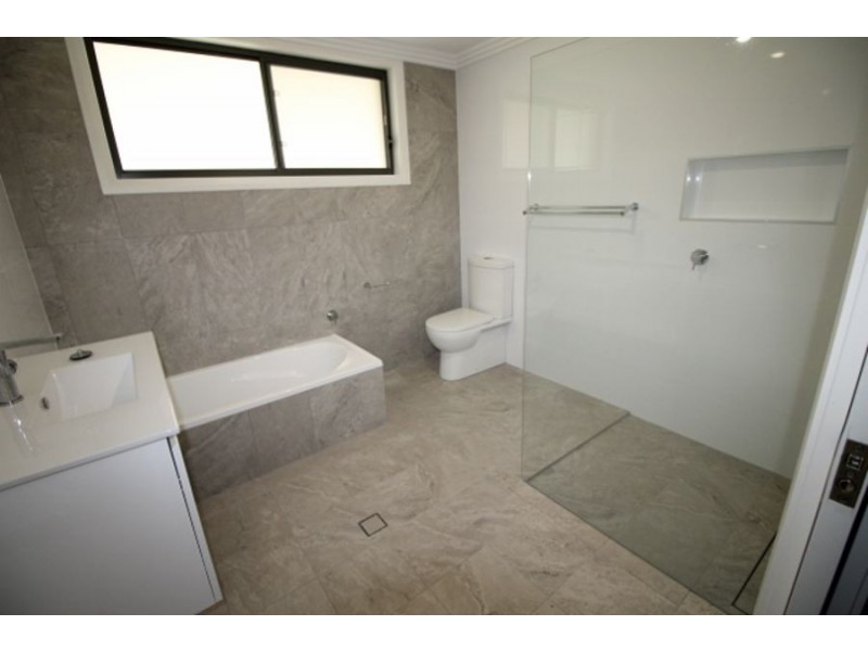 5a Seventh Ave, Llandilo NSW 2747