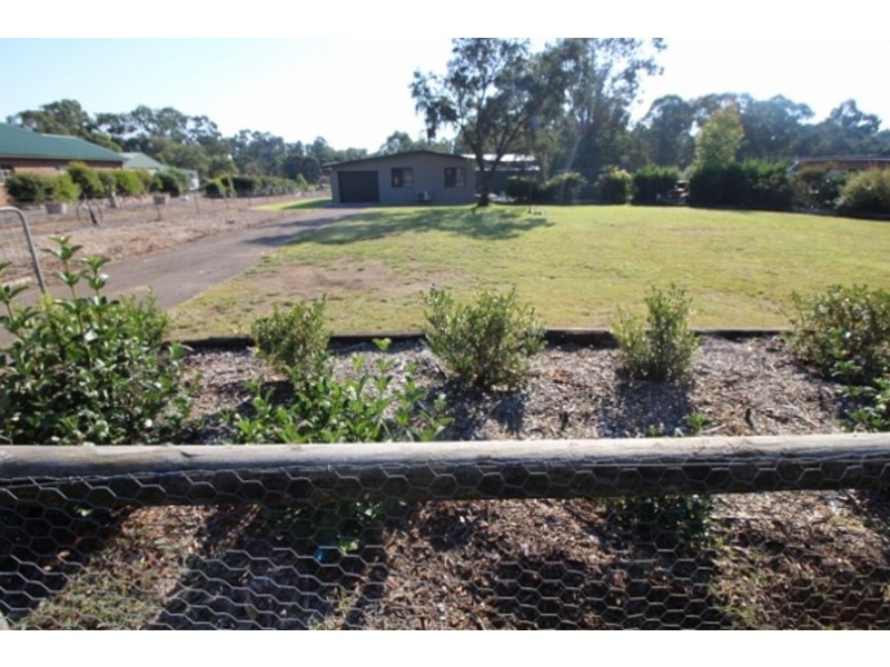 5a Seventh Ave, Llandilo NSW 2747