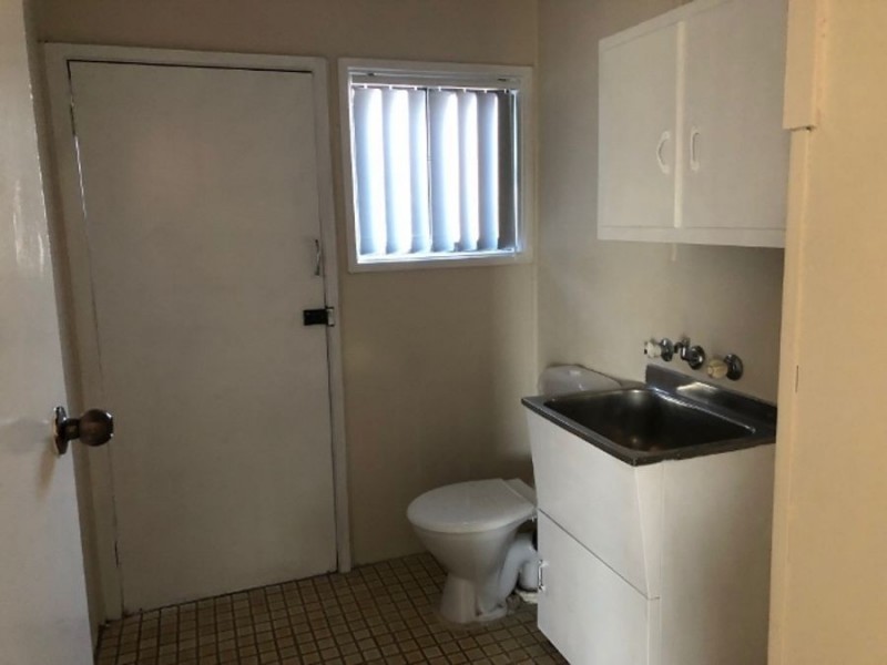 1/4 Kenarf Close, Kingswood NSW 2747