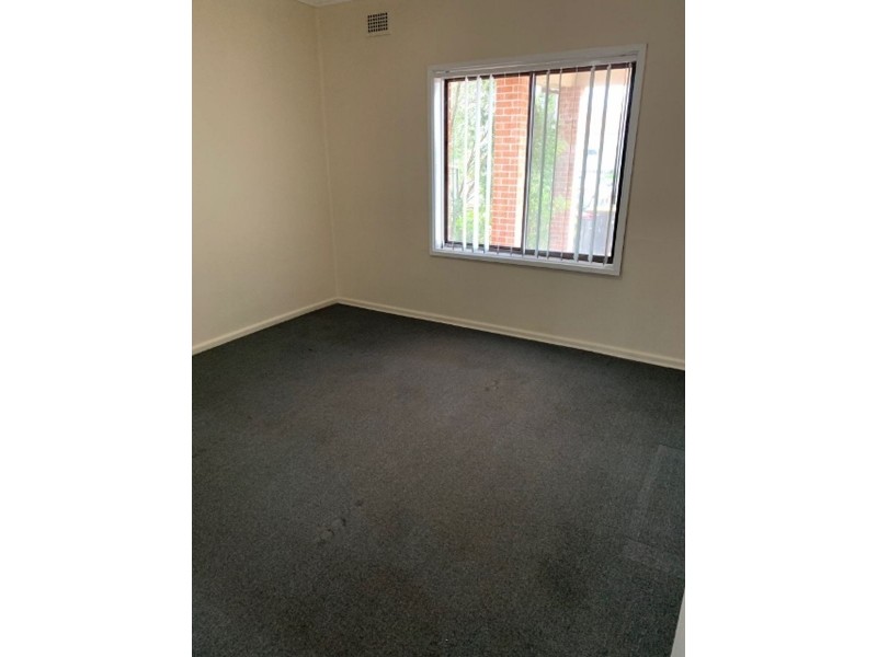 1/4 Kenarf Close, Kingswood NSW 2747