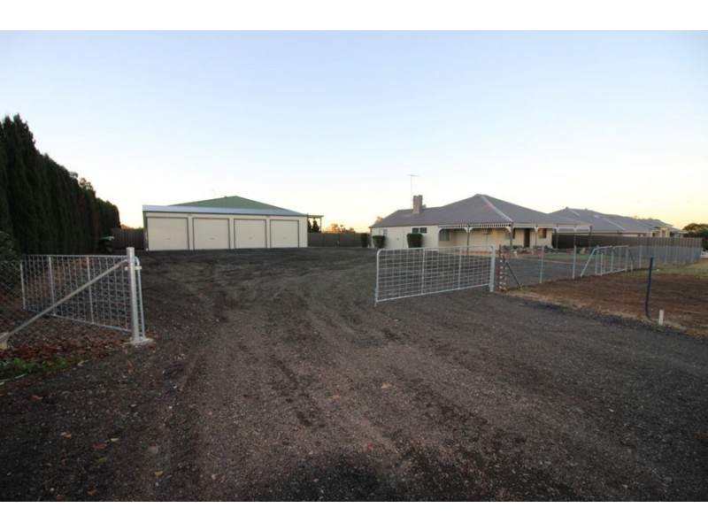 346a Ninth Ave, Llandilo NSW 2747