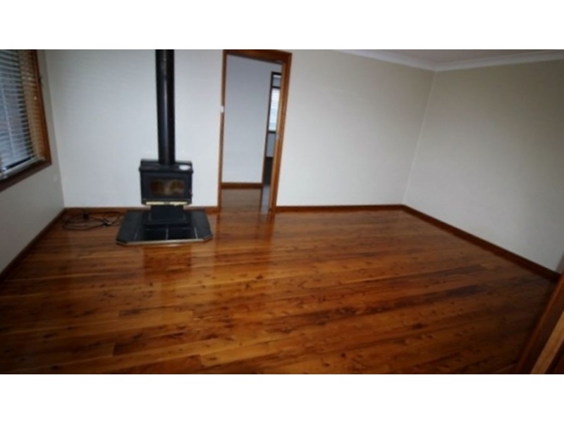 9 Burton St, Werrington County NSW 2747