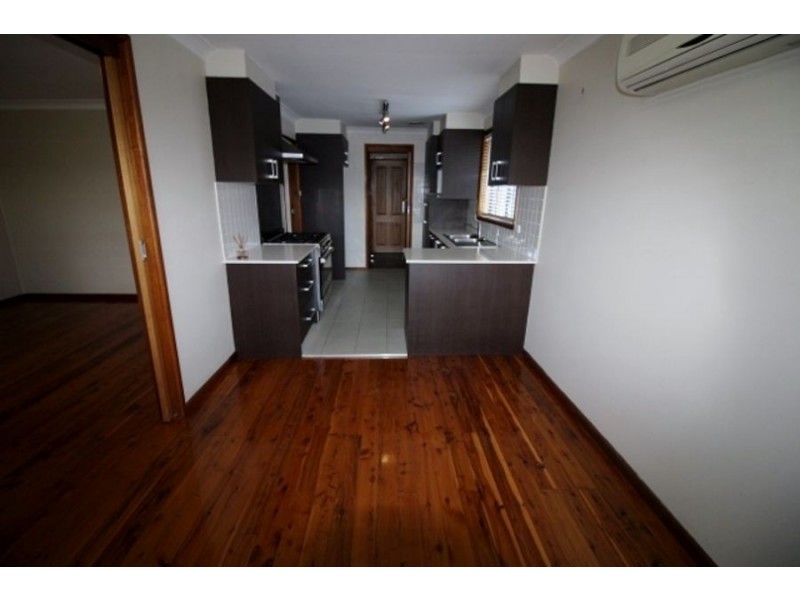 9 Burton St, Werrington County NSW 2747