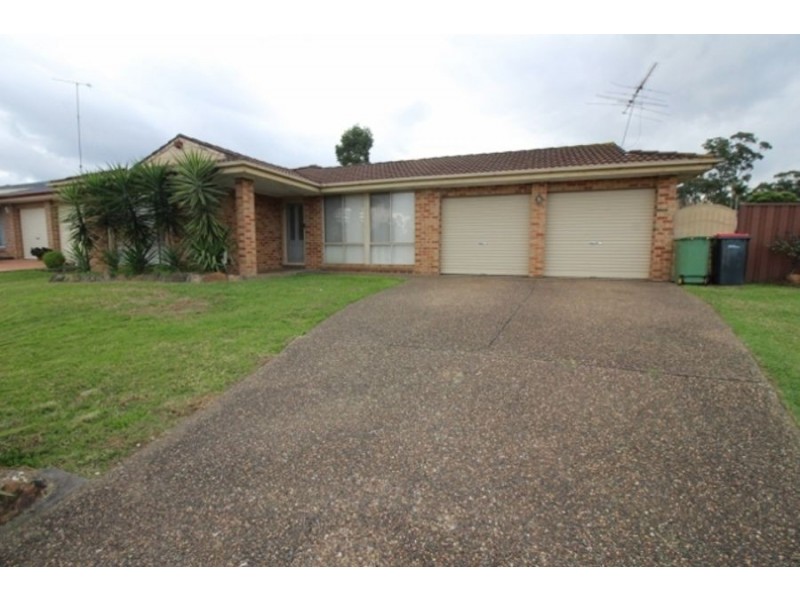 13 Martha Cres, Cranebrook NSW 2749