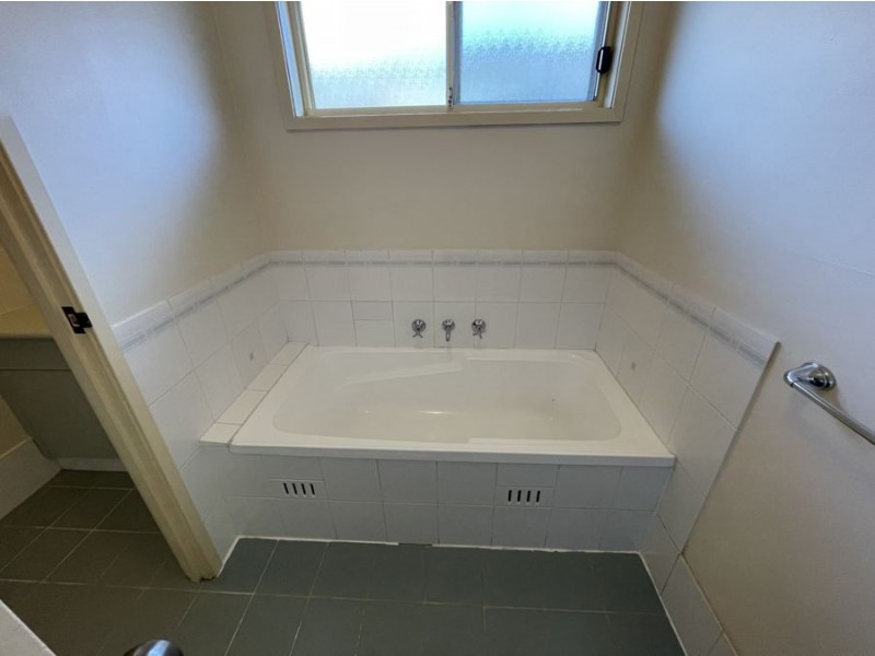 75 Winten Dr, Glendenning NSW 2761