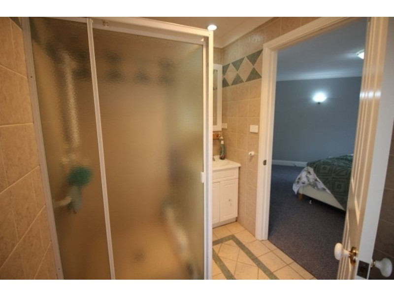 38 Wari Ave, Glenmore Park NSW 2745