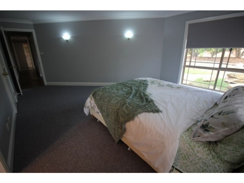 38 Wari Ave, Glenmore Park NSW 2745