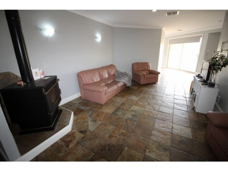 38 Wari Ave, Glenmore Park NSW 2745