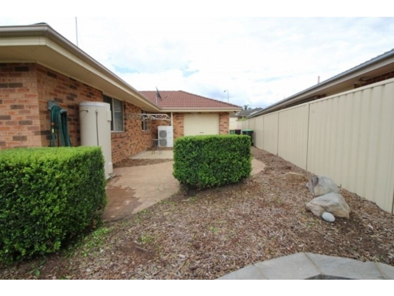 38 Wari Ave, Glenmore Park NSW 2745