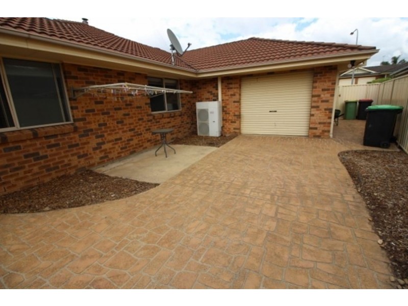 38 Wari Ave, Glenmore Park NSW 2745
