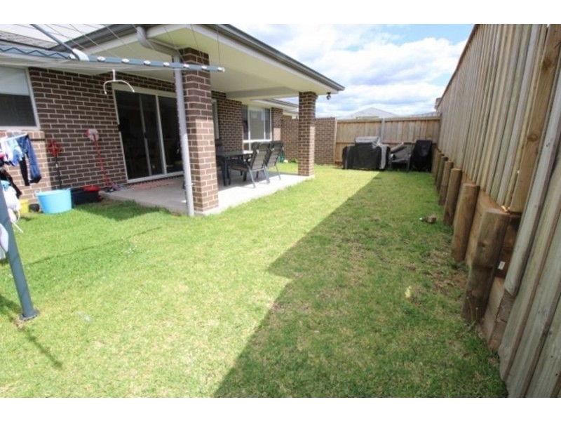 2 Tench Cl (Corner or Townsend Rd), North Richmond NSW 2754