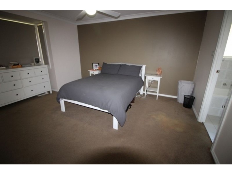 9 Sunderland Cres, Bligh Park NSW 2756