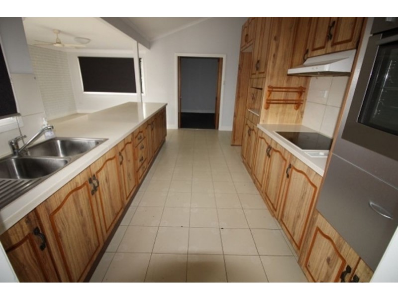 284 Palmyra Ave, Shanes Park NSW 2747